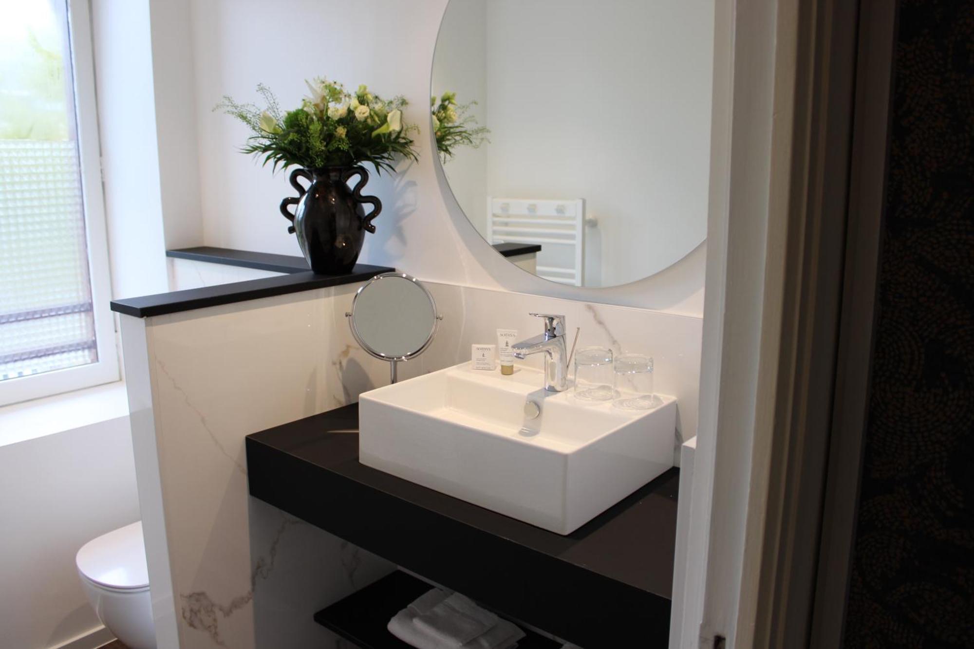 Hotel La Truffe Noire Brive-la-Gaillarde Esterno foto