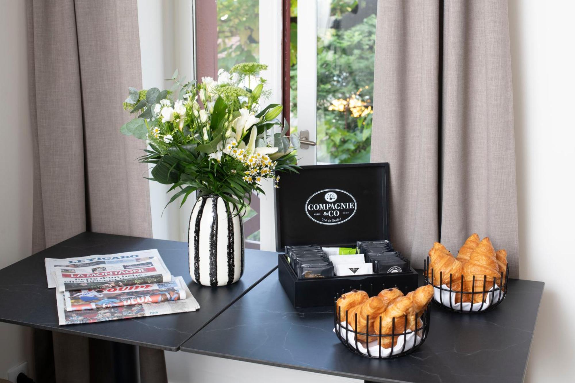 Hotel La Truffe Noire Brive-la-Gaillarde Esterno foto