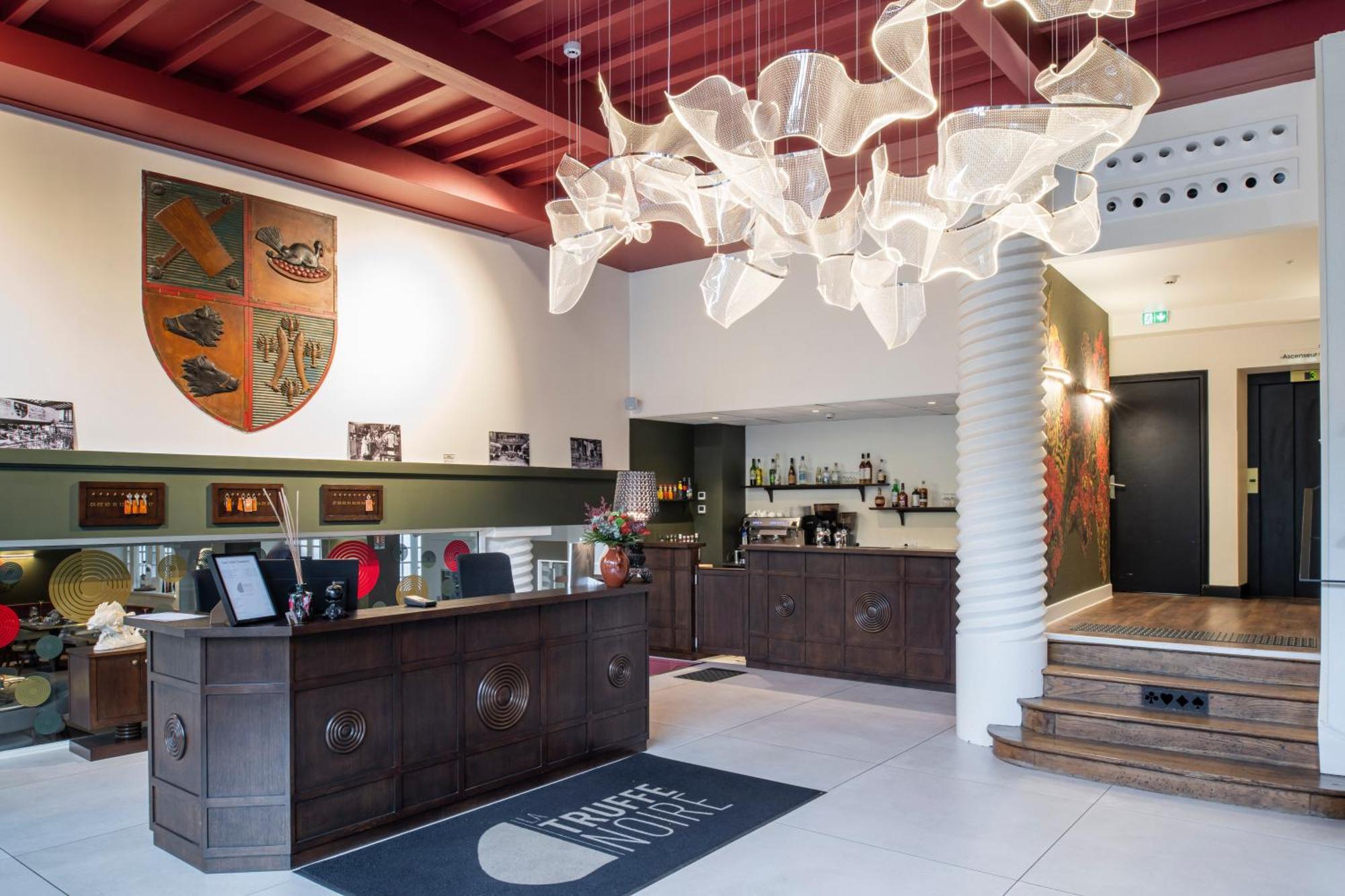 Hotel La Truffe Noire Brive-la-Gaillarde Esterno foto