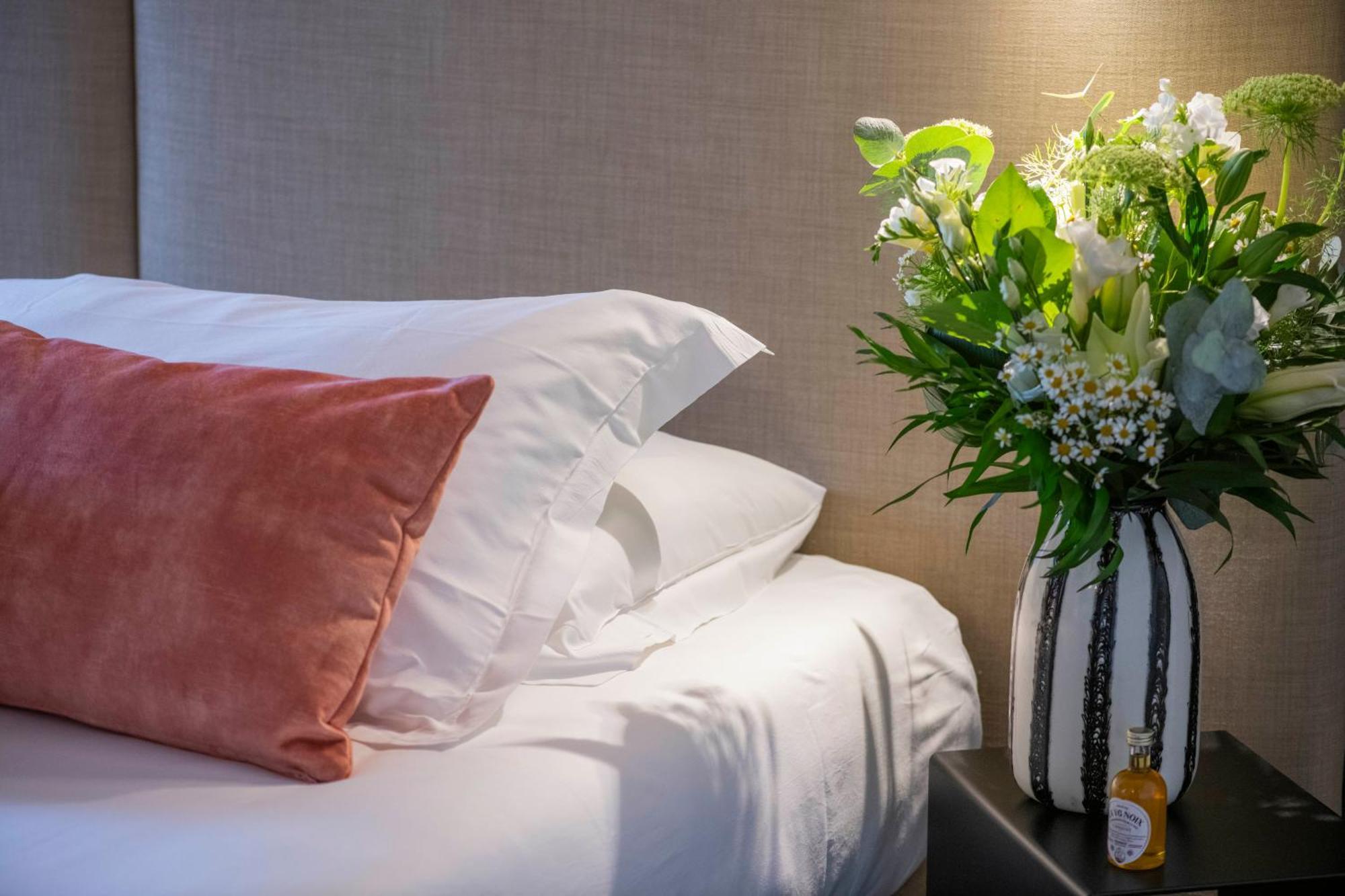 Hotel La Truffe Noire Brive-la-Gaillarde Esterno foto