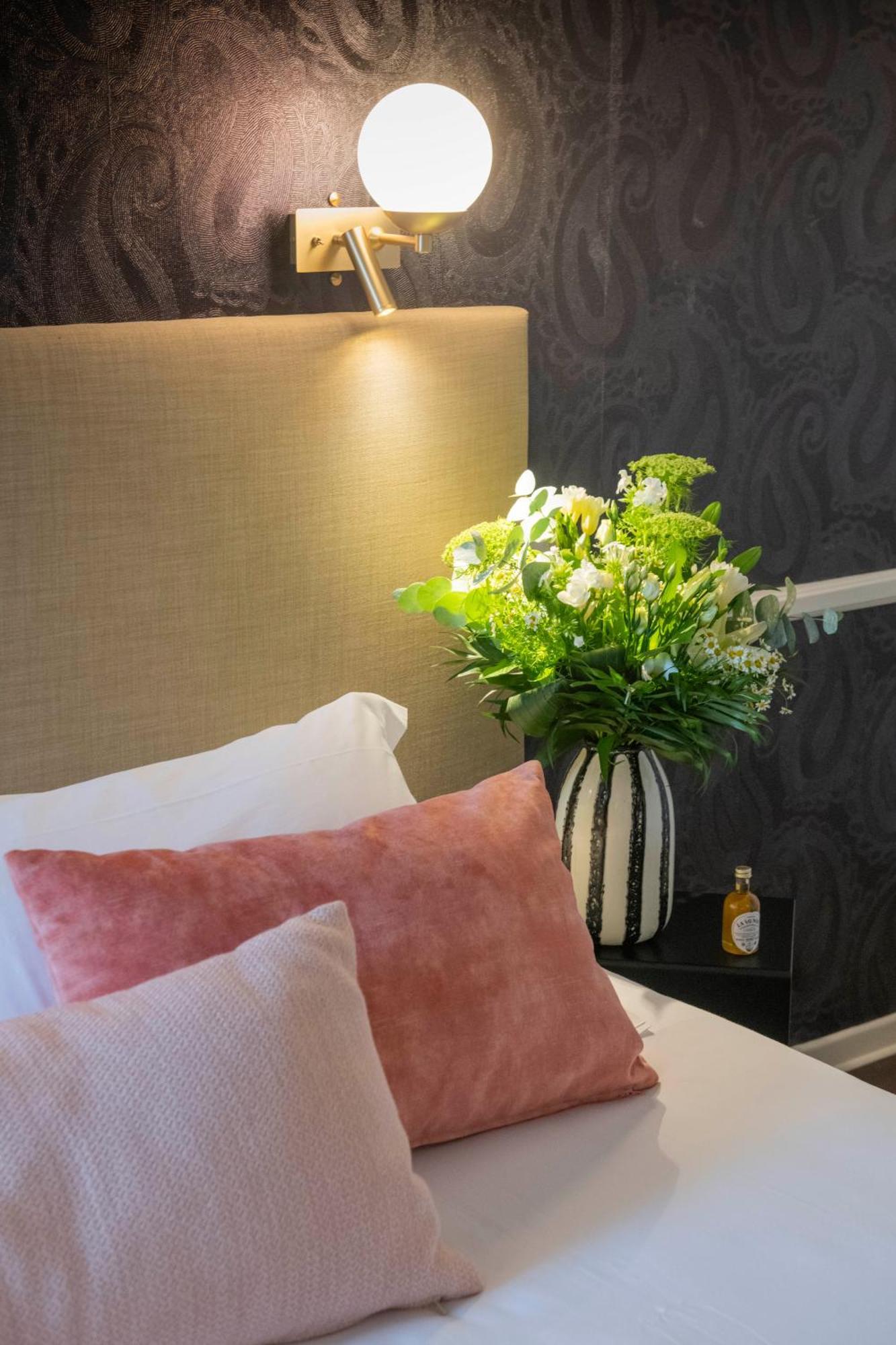 Hotel La Truffe Noire Brive-la-Gaillarde Esterno foto