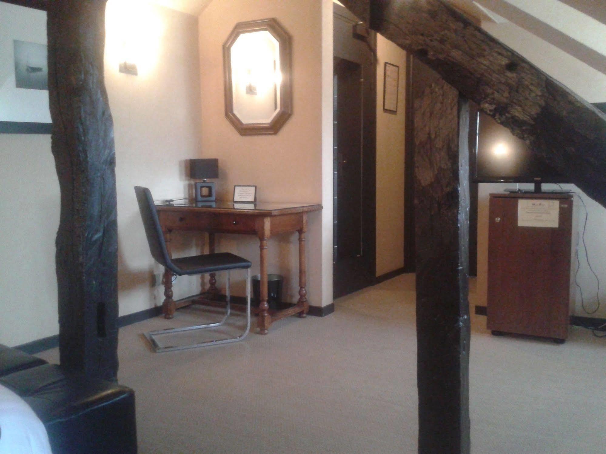 Hotel La Truffe Noire Brive-la-Gaillarde Esterno foto