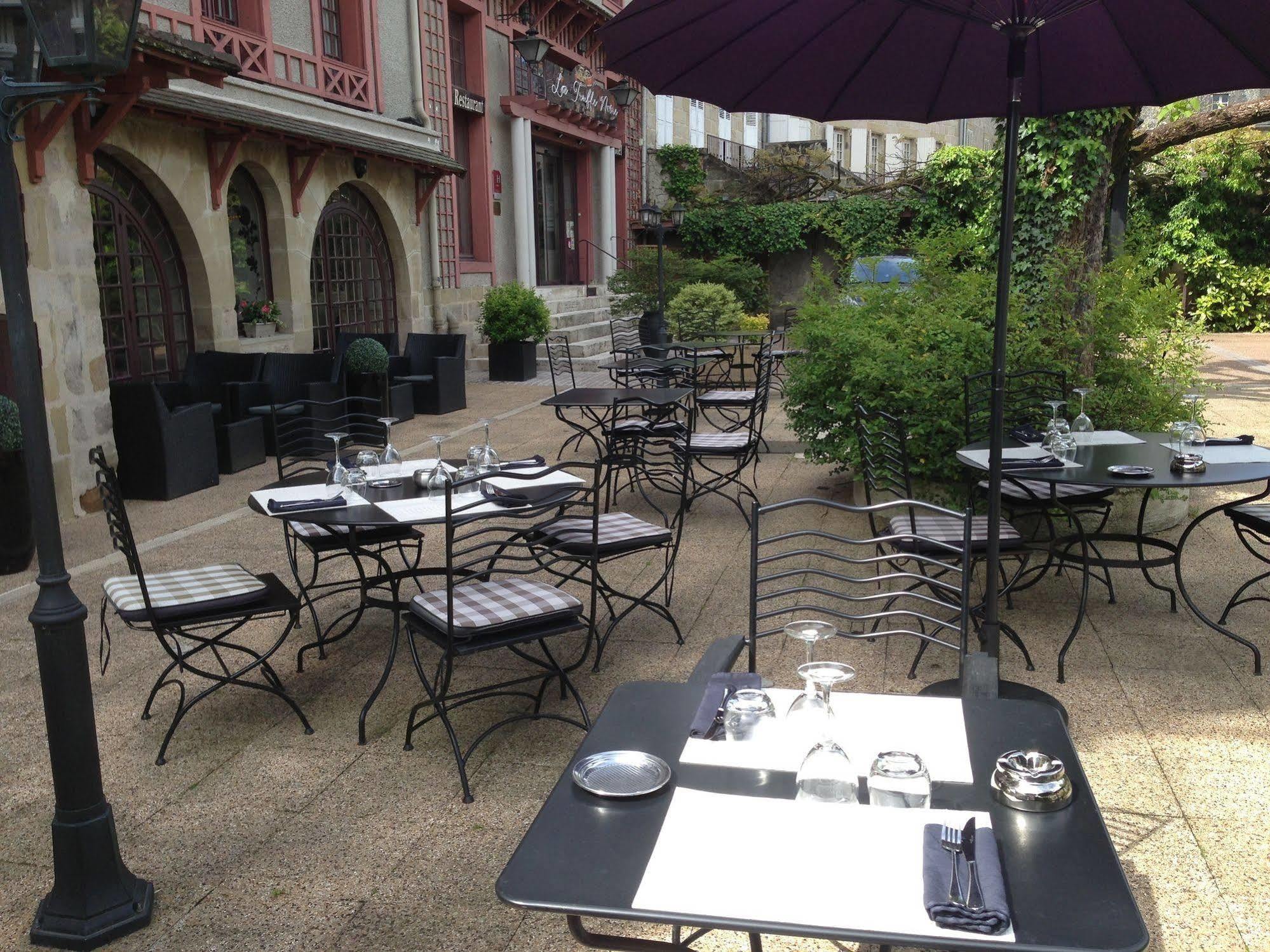 Hotel La Truffe Noire Brive-la-Gaillarde Esterno foto